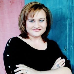 Meet your Posher, Mandy